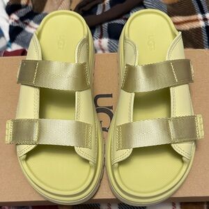 UGG Kids Lemon Sandals with Gold Straps